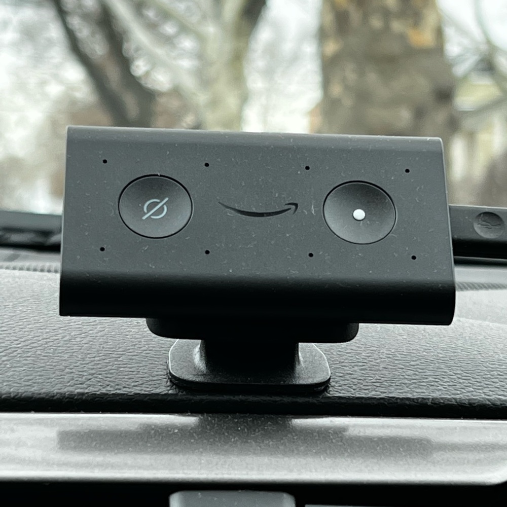 Amazon Echo Auto- Hands-free Alexa in your car with your phone